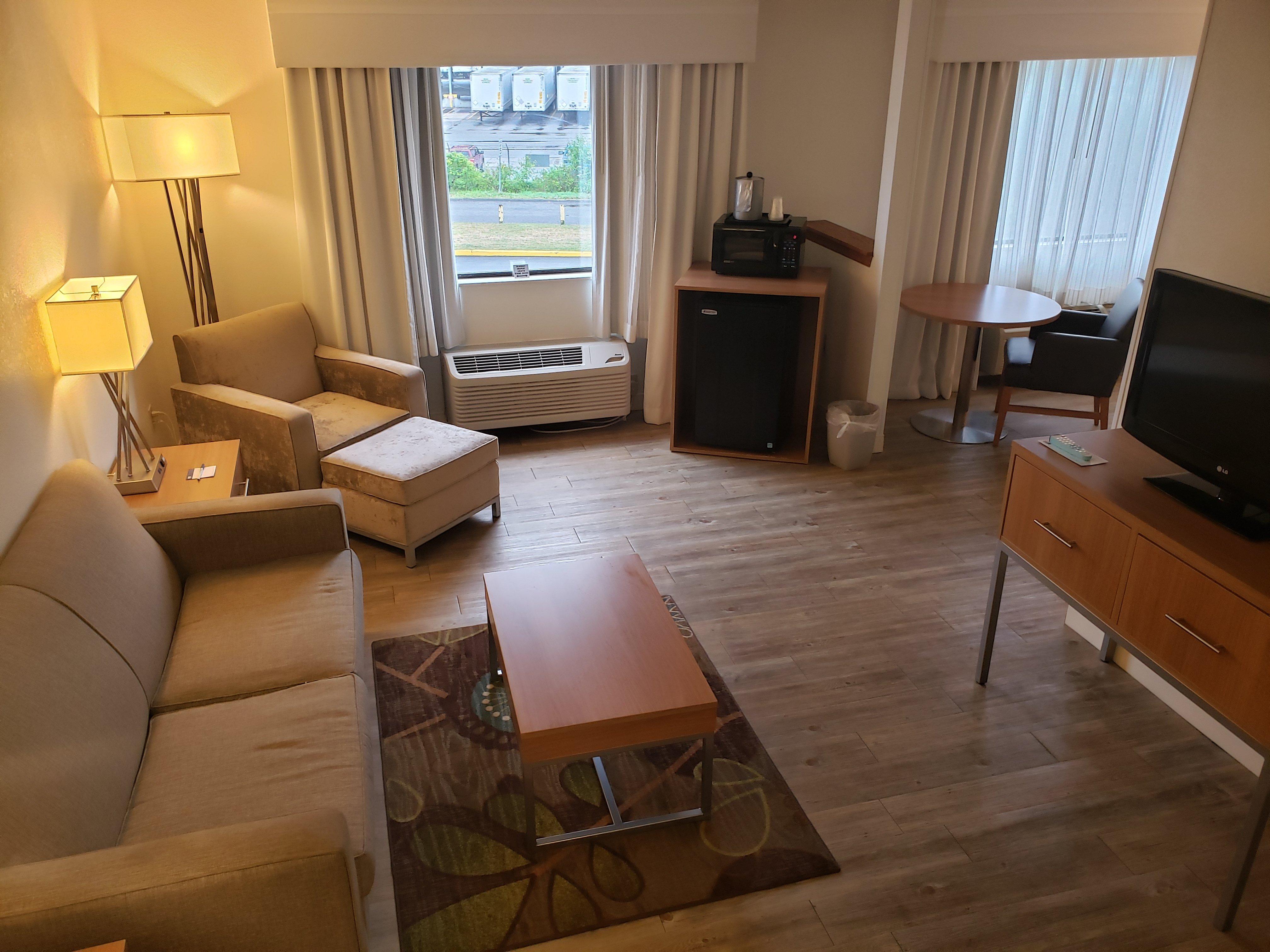 Holiday Inn Express Hotel Pittsburgh-North/Harmarville By Ihg Exterior foto