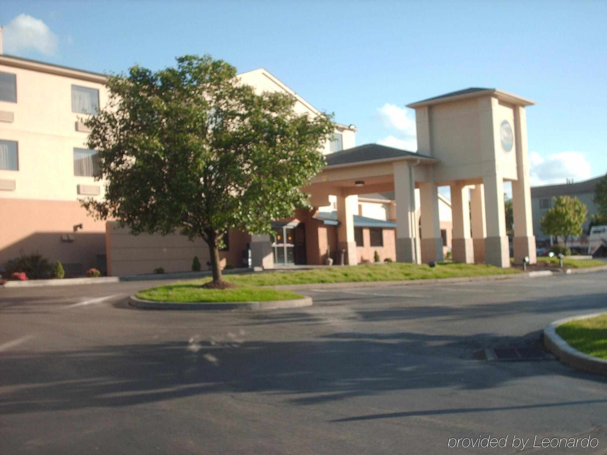 Holiday Inn Express Hotel Pittsburgh-North/Harmarville By Ihg Exterior foto